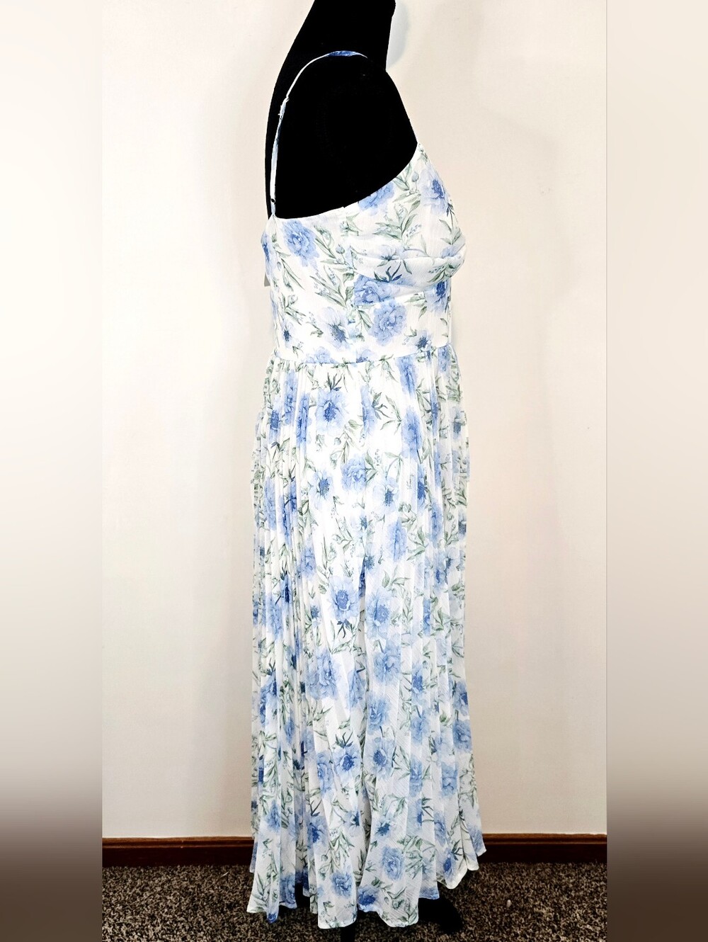 Francesca’s Audrey Parks Blue Floral Pleated Midi Dress Cottagecore Coquette - Picture 4 of 10
